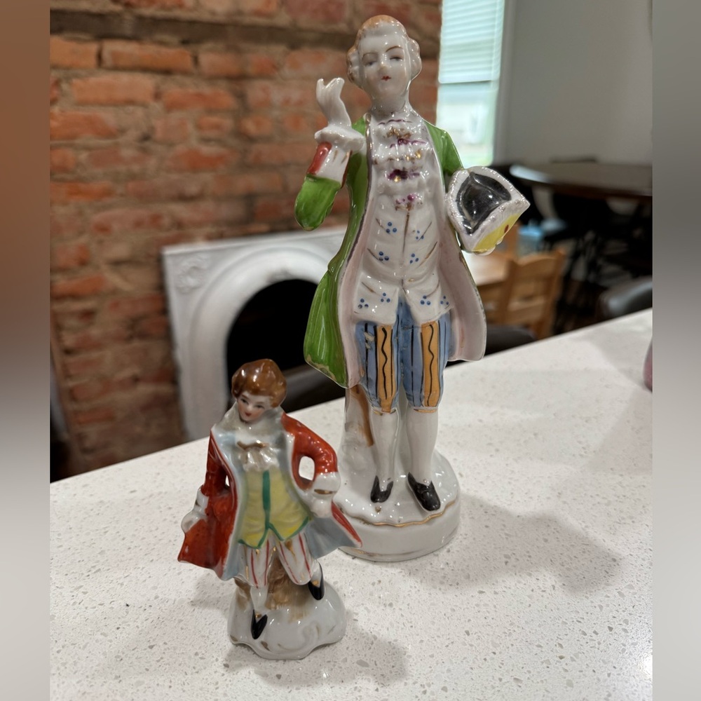 Antique Colonial Men Figurine Set